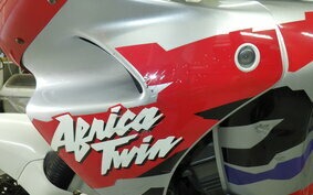 HONDA AFRICA TWIN 750 1997 RD07