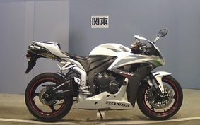 HONDA CBR600RR GEN 3 2008 PC40