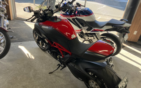 DUCATI  DUCATI DIAVEL 2011 ZDMG100ABBB