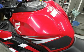 HONDA CBR250RR A MC51