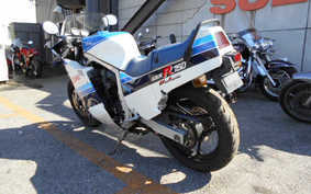 SUZUKI GSX-R750 GR71F