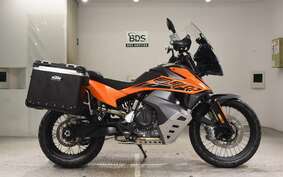 KTM 890 ADVENTURE	 2023 TS640