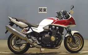 HONDA CB1300SB SUPER BOLDOR A 2012 SC54