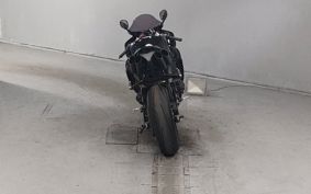 YAMAHA YZF-R1 RN23