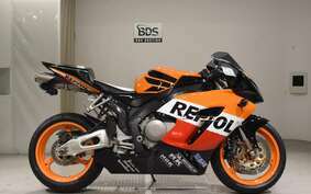 HONDA CBR1000RR 2005 SC57