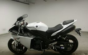 YAMAHA YZF-R1 Fi 2010 RN23