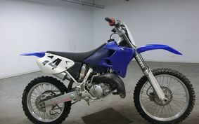 YAMAHA YZ125 4SS