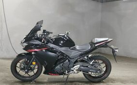 YAMAHA YZF-R25 RG10J