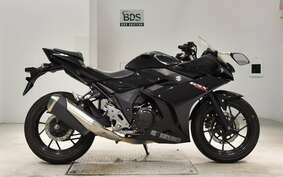 SUZUKI GSX250R DN11A