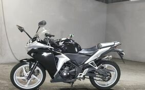 HONDA CBR250R MC41