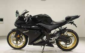 YAMAHA YZF-R125 RE06