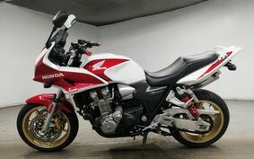 HONDA CB1300SB SUPER BOLDOR 2007 SC54