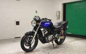 SUZUKI GSX250FX ZR250C