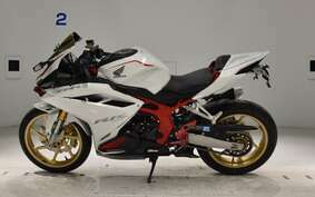 HONDA CBR250RR A MC51