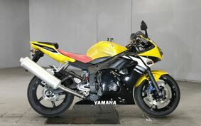 YAMAHA YZF-R6 2003 RJ05