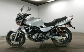 SUZUKI GSX250FX ZR250C