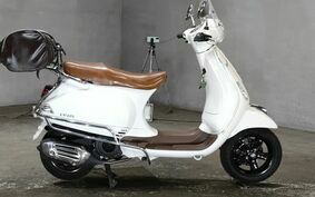 VESPA LX125 M667