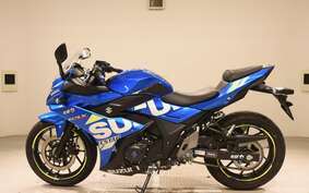 SUZUKI GSX250RA DN11A