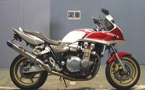 HONDA CB1300SF SUPER BOLDOR SC54