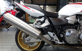 HONDA CB1300 SUPER  BOL DOR ABS 2006 SC54