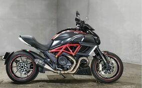 DUCATI DIAVEL Carbon 2011 G100A