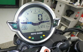 MOTO GUZZI V7 STONE 2022