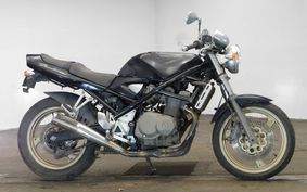 SUZUKI BANDIT 400 GK75A