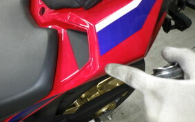 HONDA CBR250RR A MC51