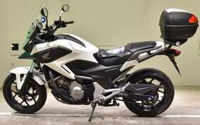 HONDA NC 700 X LD A 2012 RC63