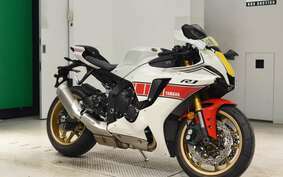 YAMAHA YZF-R1 2023 RN65J