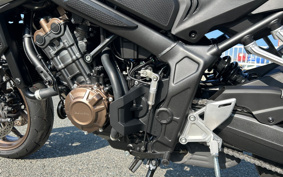 HONDA CB650R E-CLUTCH 2024 RH17