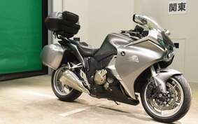 HONDA VFR1200F DCT 2011 SC63