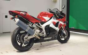 YAMAHA YZF-R1 2000 RN04