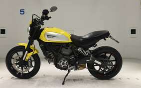 DUCATI SCRAMBLER ICON 2015