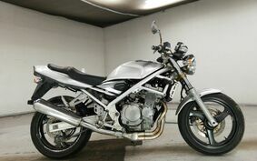 SUZUKI BANDIT 250 GJ77A