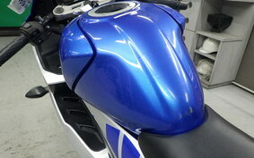 SUZUKI GSX-R125 DL33B