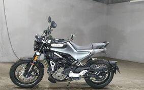 HUSQVARNA スヴァルトピレン401 2020 JUJ