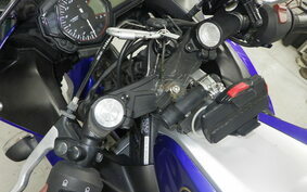 YAMAHA YZF-R25 RG10J