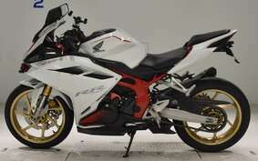 HONDA CBR250RR A MC51