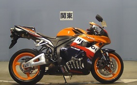 HONDA CBR600RR 2011 PC40