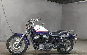 HONDA VT750S 2012 RC58