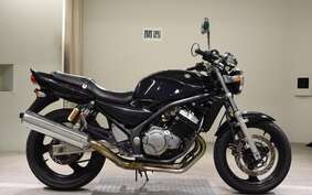 SUZUKI GSX250FX ZR250C