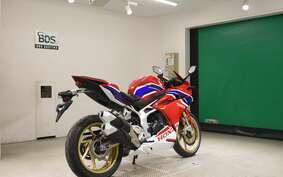 HONDA CBR250RR A MC51