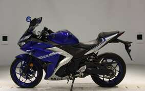 YAMAHA YZF-R25 A RG10J