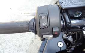 HONDA CB1300 SUPER  BOL DOR ABS 2025 SC54
