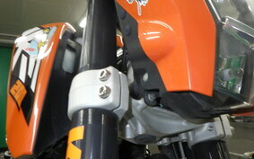 KTM 200 DUKE JUC40