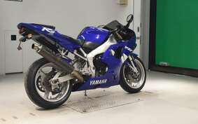 YAMAHA YZF-R1 1999 RN01