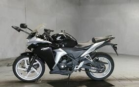 HONDA CBR250R MC41