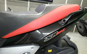 APRILIA SR MAX 300 2012