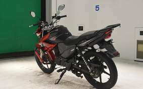 YAMAHA YS125 FAZER